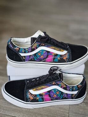 Vans Kids Old Skool Sneakers - Black with Multicolor Skull Print